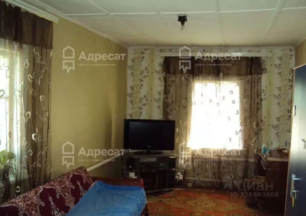 Дом в Волгоградская область, Волгоград пос. Ангарский, пер. Серебряный ... - Фото 2