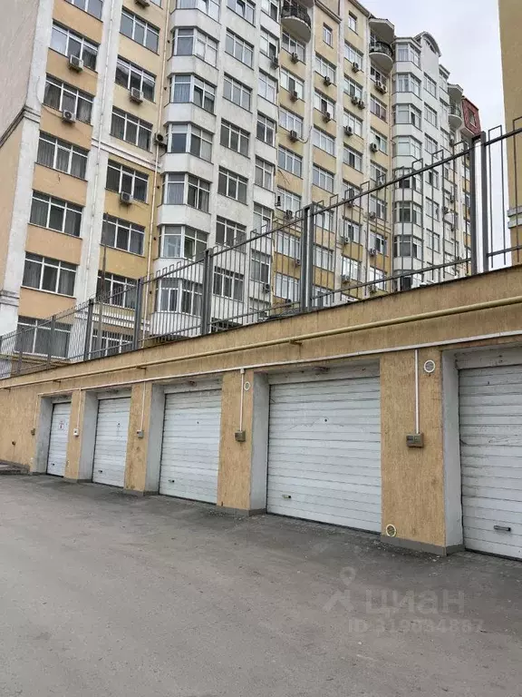 Гараж в Крым, Симферополь просп. Победы, 99 (19 м) - Фото 2