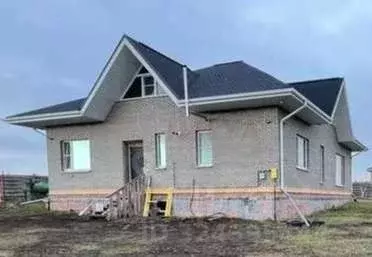 Коттедж в Белгородская область, Старооскольский городской округ, с. ... - Фото 1