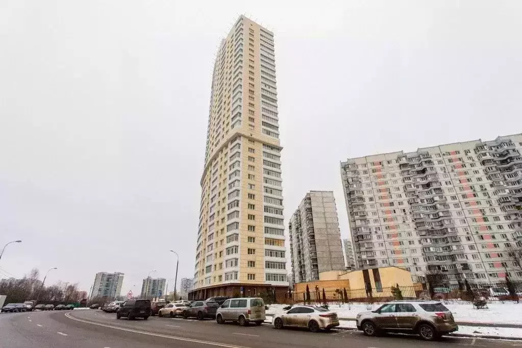 Гараж в Москва ул. Крылатские Холмы, 33к1 (16 м) - Фото 2
