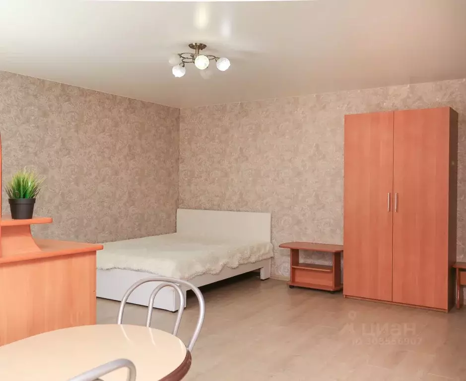 Студия Тюменская область, Тюмень ул. Максима Горького, 10к1 (30.0 м) - Фото 1