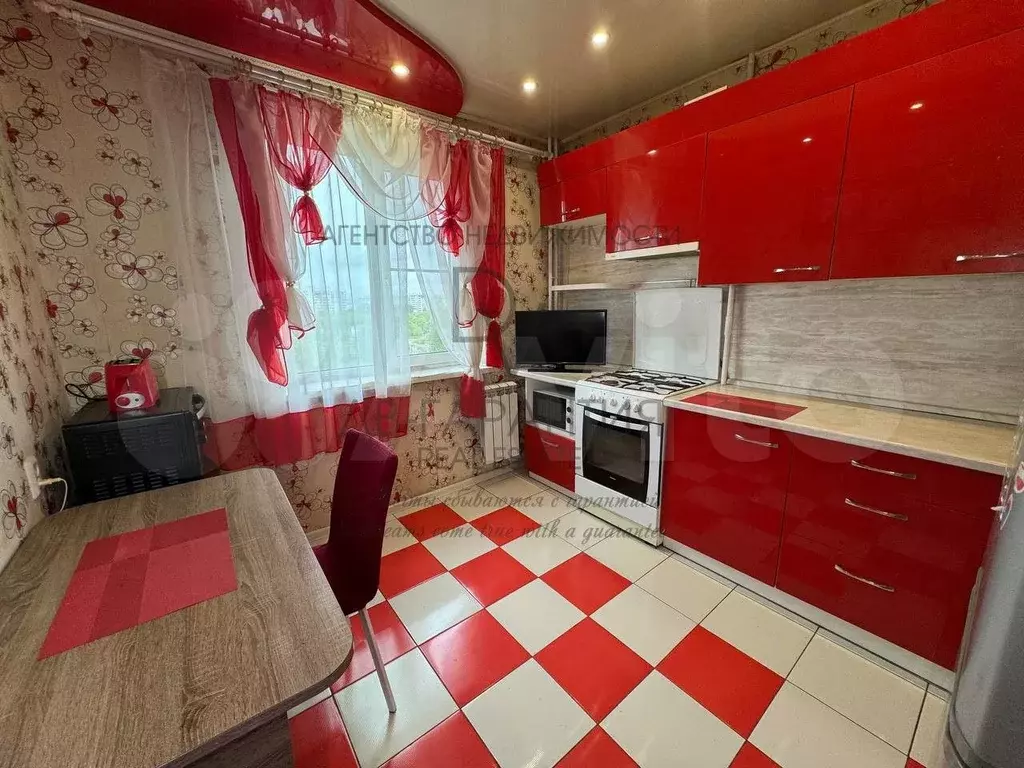 3-к. квартира, 66 м, 6/10 эт. - Фото 0
