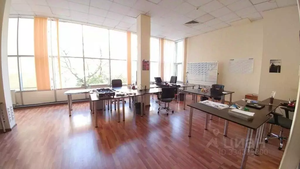 Офис в Москва ул. Крымский Вал, 3С2 (134 м) - Фото 1