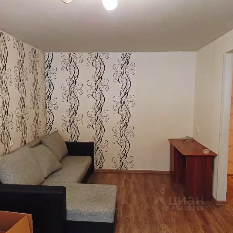 2-к кв. Челябинская область, Челябинск ул. Барбюса, 71А (42.0 м) - Фото 2