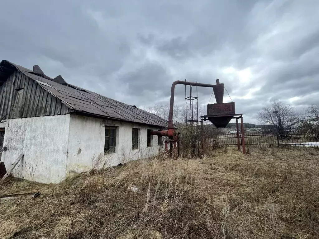 Помещение свободного назначения в Челябинская область, Златоустовский ... - Фото 0