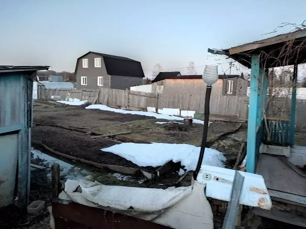 Дом в Новгородская область, Новгородский район, Ермолинское с/пос, . - Фото 1