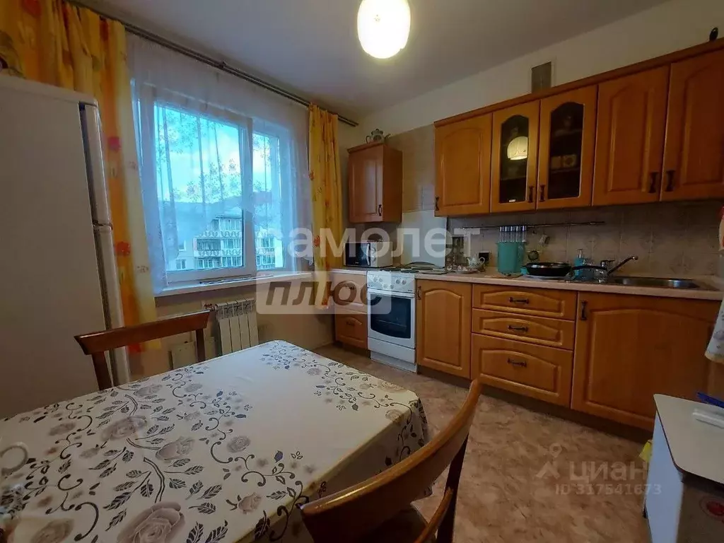 3-к кв. Иркутская область, Иркутск ул. Баумана, 233 (64.4 м) - Фото 0