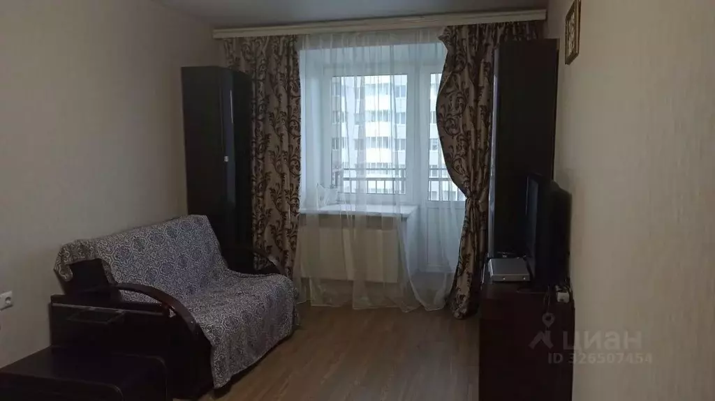 1-к кв. Татарстан, Казань ул. Рауиса Гареева, 92 (32.0 м) - Фото 1