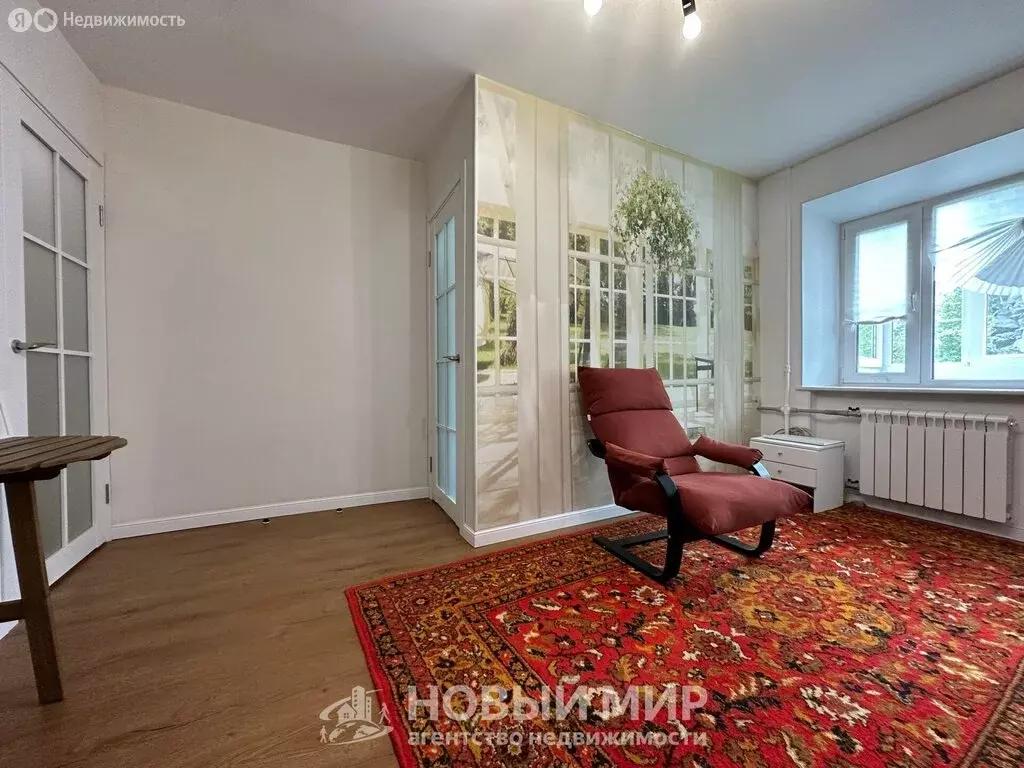 1-комнатная квартира: Бор, улица Ленина, 153 (31.6 м) - Фото 1