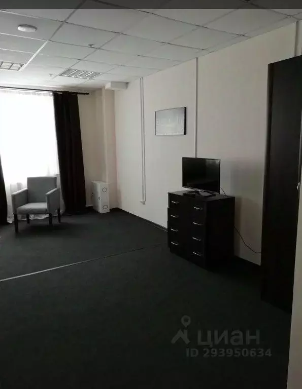 Комната Омская область, Омск ул. 70 лет Октября, 25к2 (10.0 м) - Фото 1