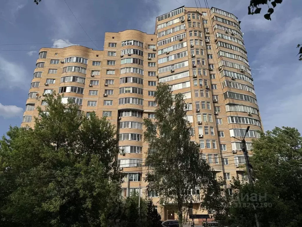 2-к кв. Московская область, Красногорск Москворецкий бул., 1 (64.8 м) - Фото 0