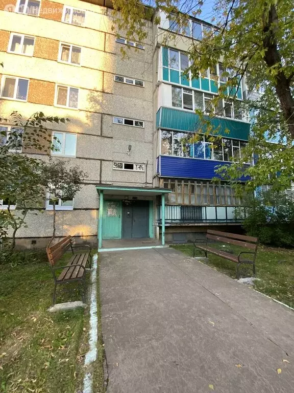 2-комнатная квартира: Саяногорск, микрорайон Енисейский, 11 (44 м) - Фото 1