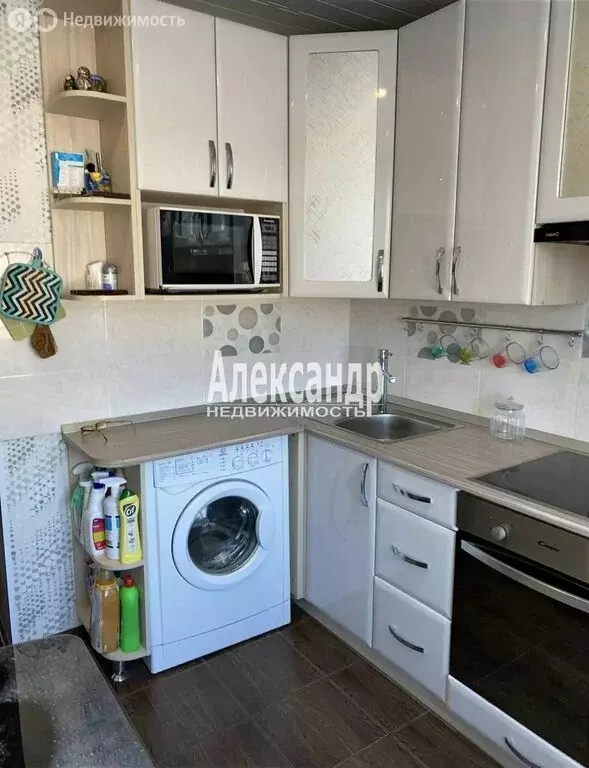 3-комнатная квартира: городской посёлок Кузнечное, Юбилейная улица, 9 ... - Фото 2