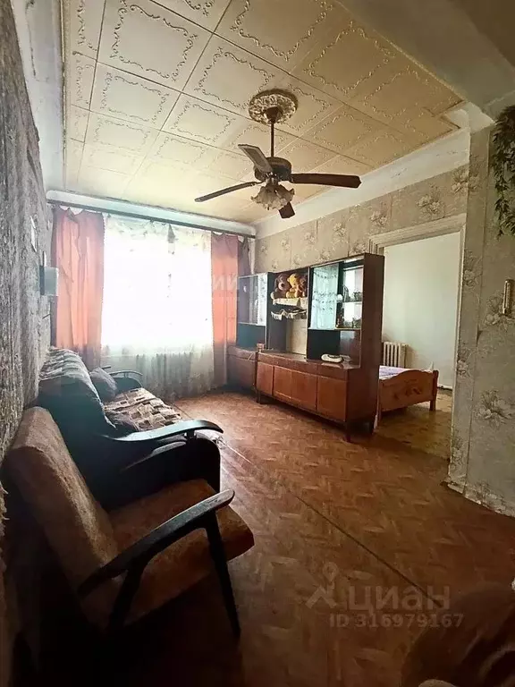 2-к кв. Чувашия, Канаш ул. Пушкина, 52 (39.6 м) - Фото 1