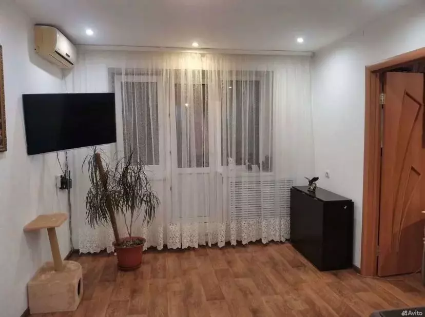 Квартира, 3 комнаты, 56 м - Фото 1