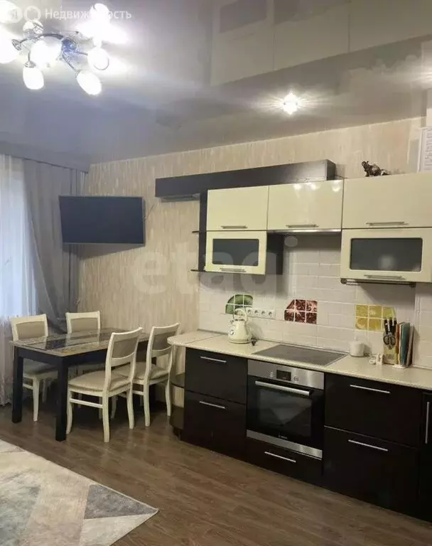 2-комнатная квартира: Горно-Алтайск, Коммунистический проспект, 95/1 ... - Фото 1