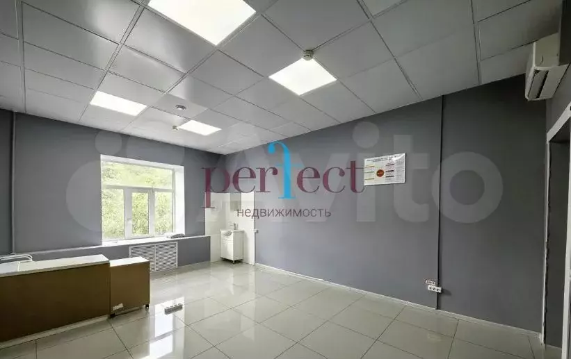 В аренду офис 24.7 М2 (3 этаж), Покровский бульвар, д.8с1 - Фото 1