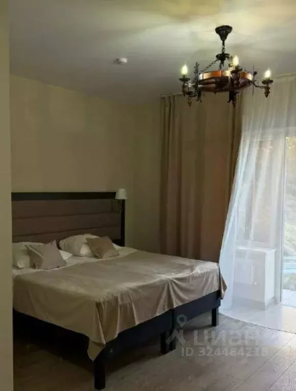 Комната Кабардино-Балкария, Эльбрусский район, с. Терскол ул. Азау, 4 ... - Фото 1