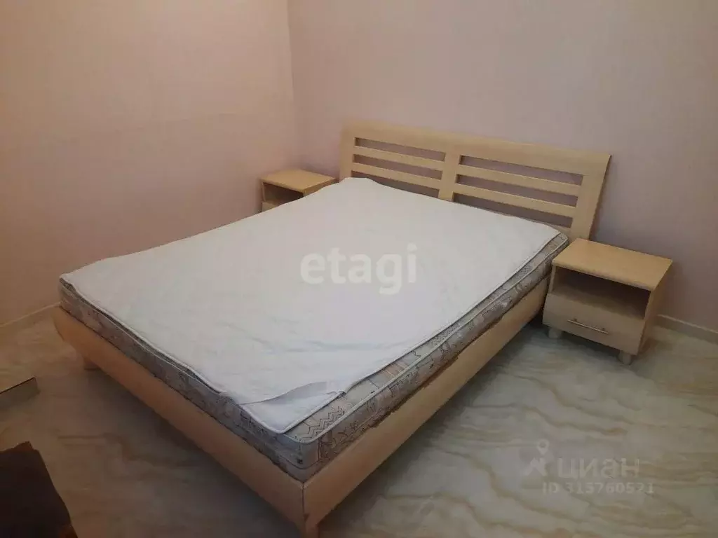 2-к кв. Крым, Ялта ул. Красноармейская, 9 (70.0 м) - Фото 0