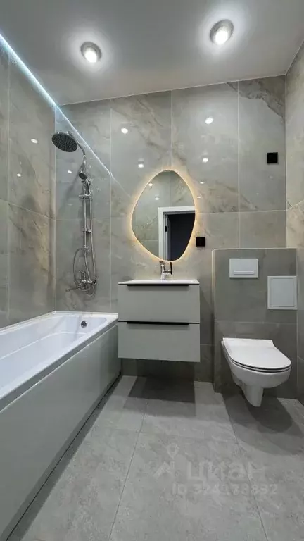 3-к кв. Омская область, Омск ул. А.Н. Кабанова, 2 (83.0 м) - Фото 1