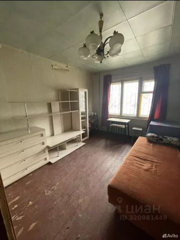 Комната Вологодская область, Череповец ул. Краснодонцев, 46 (12.0 м) - Фото 0