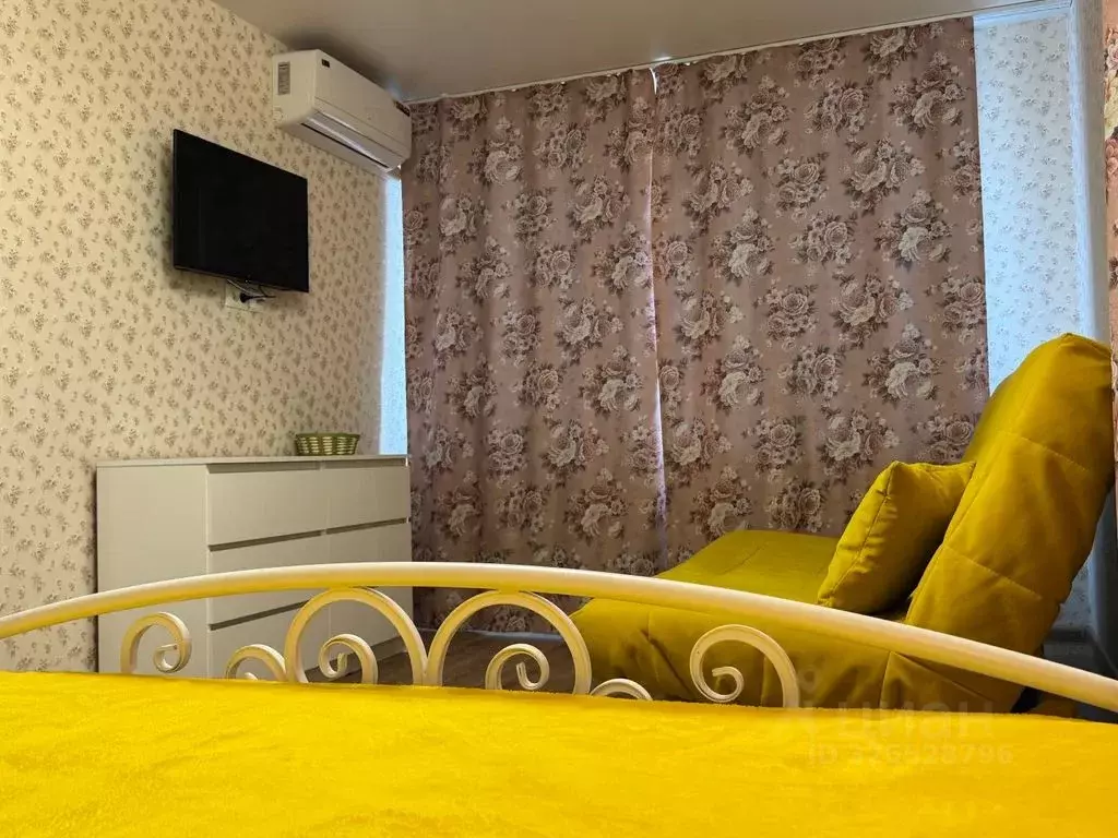 1-к кв. Татарстан, Казань ул. Павлюхина, 120 (30.0 м) - Фото 2