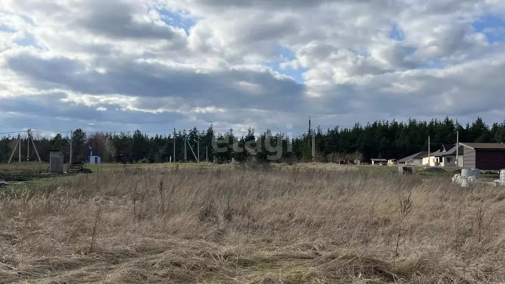 Участок в Белгородская область, Старый Оскол ул. Лебединая (15.0 сот.) - Фото 0