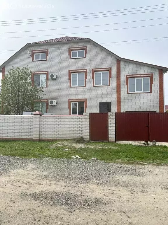 Дом в Барнаул, Дружная улица, 33 (220 м) - Фото 0