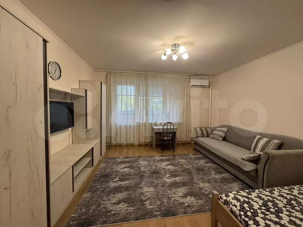 1-к. квартира, 45 м, 2/17 эт. - Фото 1