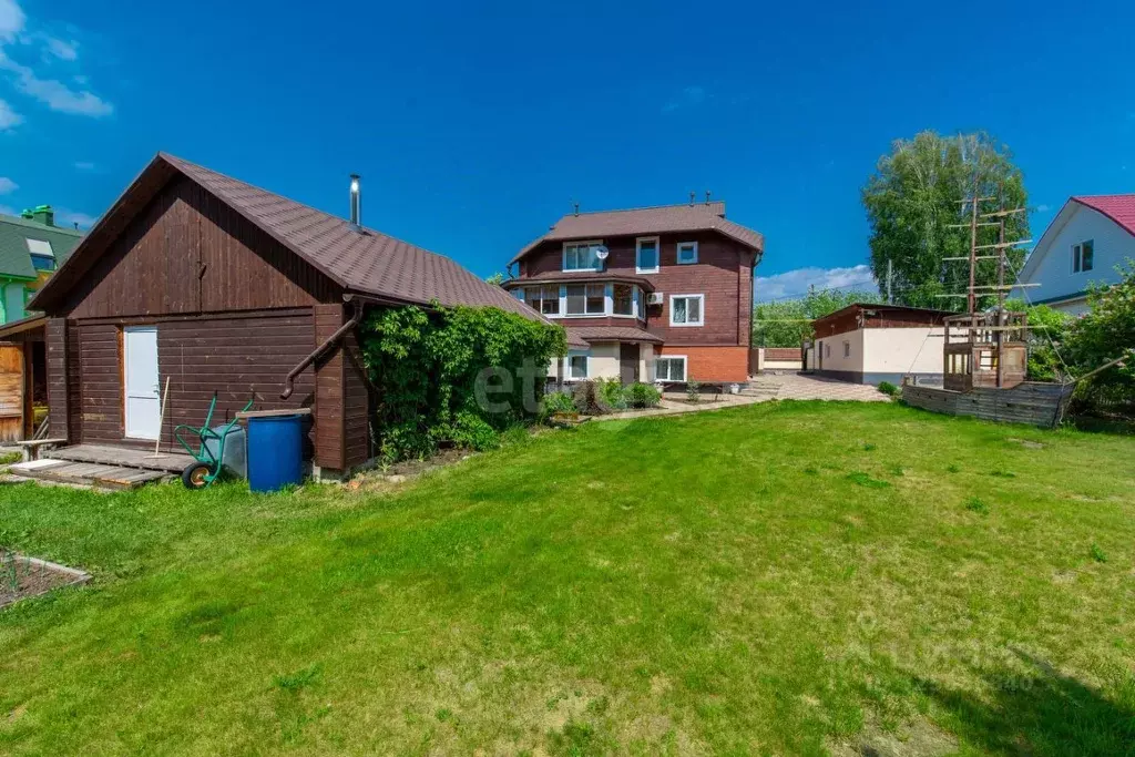 Дом в Томская область, Томский район, д. Кисловка ул. Ванина (240 м) - Фото 1