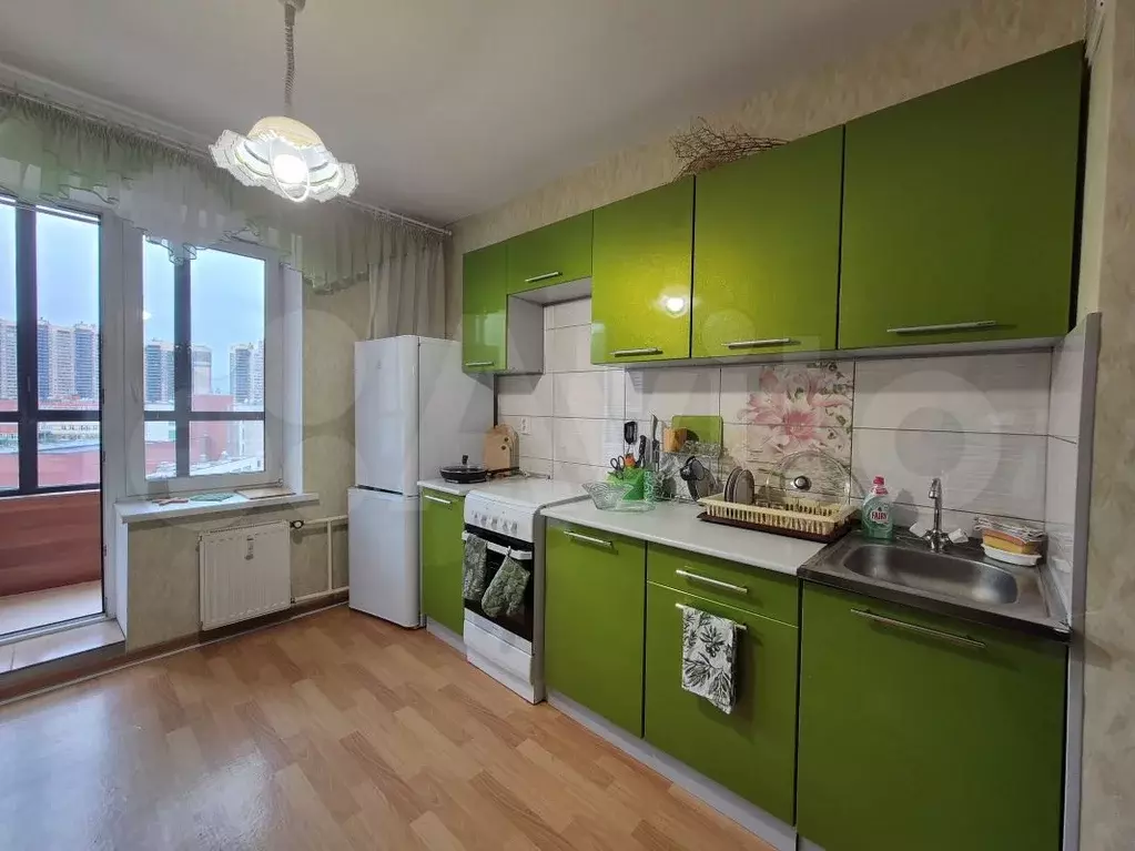 1-к. квартира, 42 м, 8/25 эт. - Фото 0