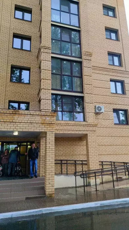 1-к. квартира, 37 м, 1/9 эт. - Фото 1