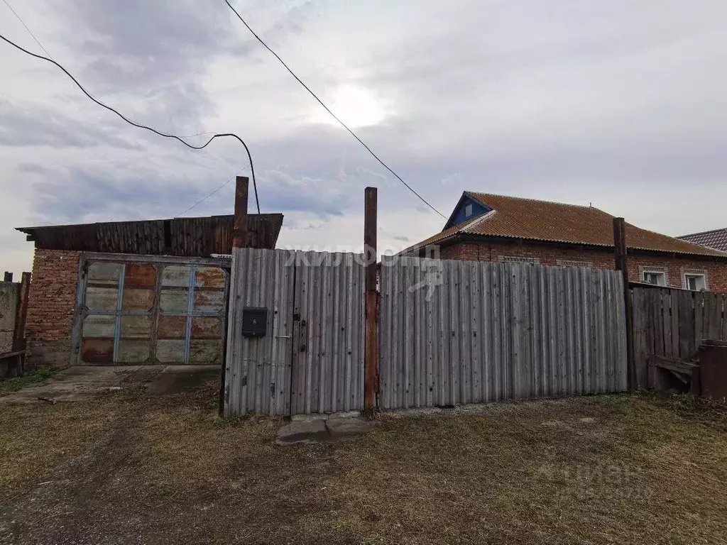 Дом в Хакасия, Усть-Абаканский район, с. Зеленое Молодежная ул. (204 ... - Фото 0