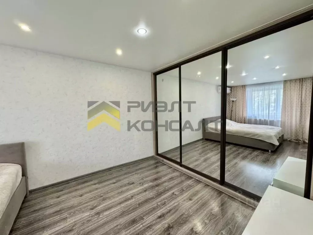 1-к кв. Омская область, Омск ул. 1-я Промышленная, 2 (30.2 м) - Фото 2