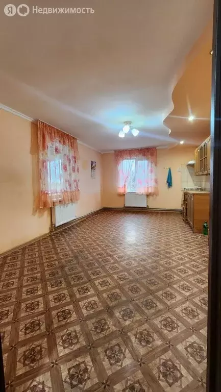 Дом в Зерновское сельское поселение, село Новоекатериновка, ... - Фото 2