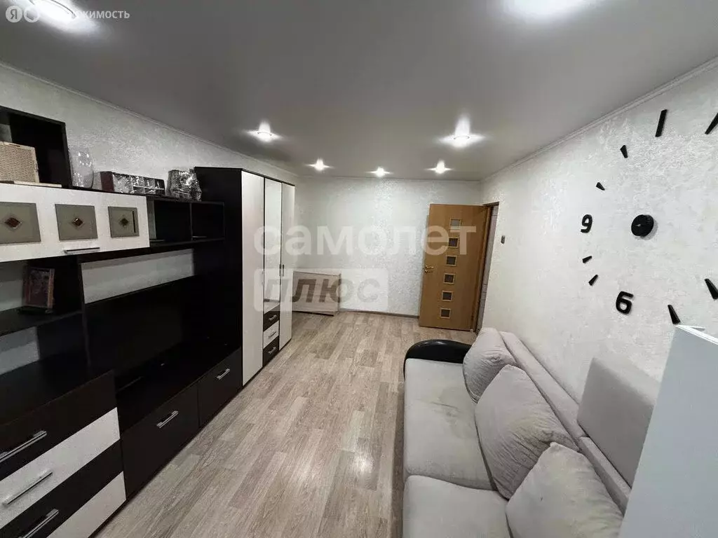 3-комнатная квартира: Сыктывкар, улица Морозова, 41 (61.6 м) - Фото 1