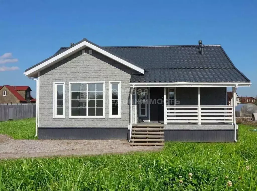Дом в Новгородская область, Новгородский район, Ермолинское с/пос, д. ... - Фото 1
