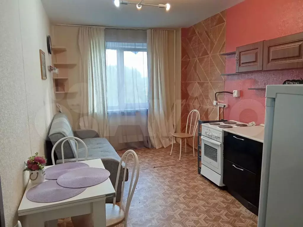 1-к. квартира, 43 м, 7/10 эт. - Фото 1