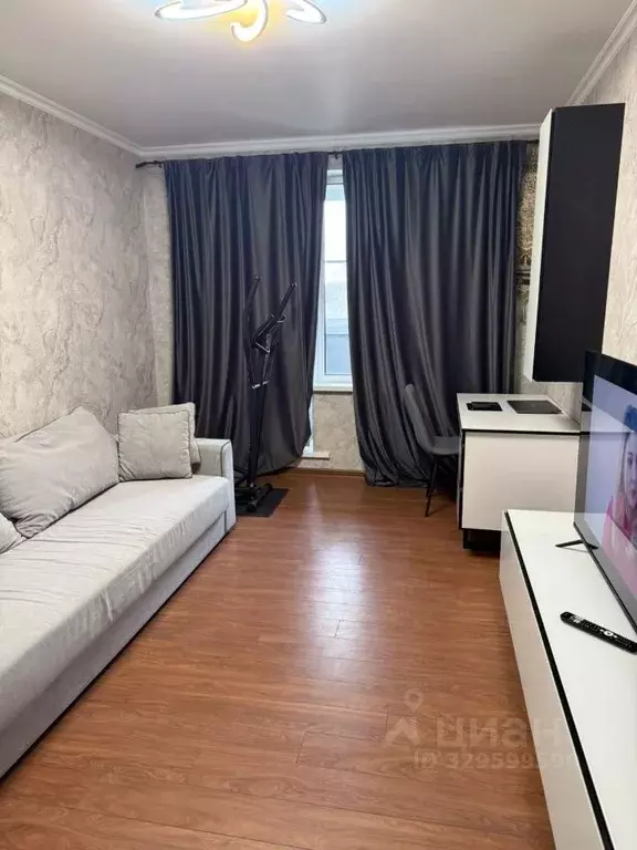 Комната Москва ул. Академика Янгеля, 8 (17.0 м) - Фото 1