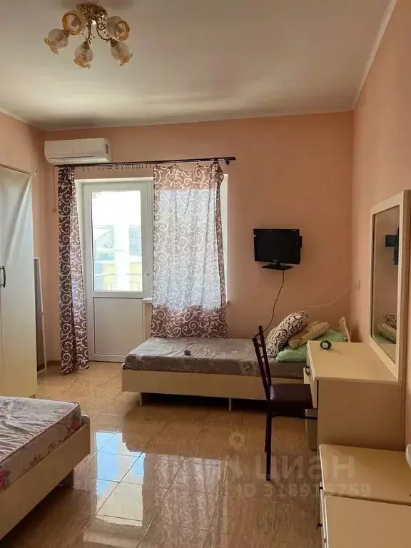 Комната Крым, Сакский район, Штормовское с/пос, с. Поповка ул. ... - Фото 1