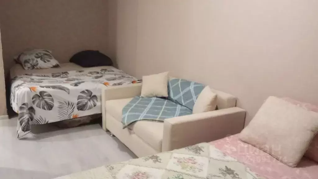 1-к кв. Татарстан, Казань ул. Рауиса Гареева, 105Б (38.0 м) - Фото 1