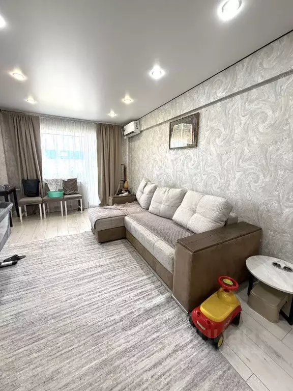 2-к кв. Омская область, Омск ул. 27-я Северная, 94 (45.3 м) - Фото 0