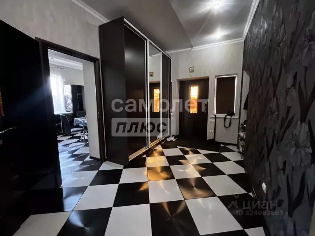 Дом в Краснодарский край, Апшеронск ул. 9 Января (221 м) - Фото 2