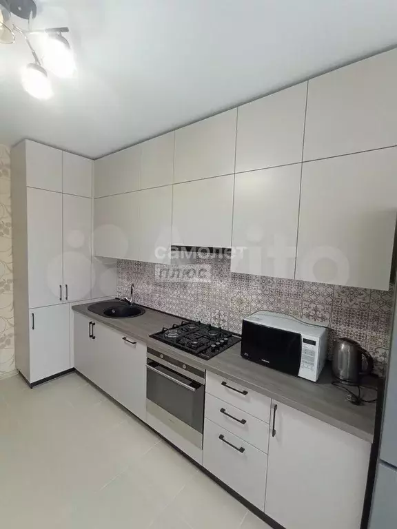 2-к. квартира, 70 м, 2/6 эт. - Фото 1