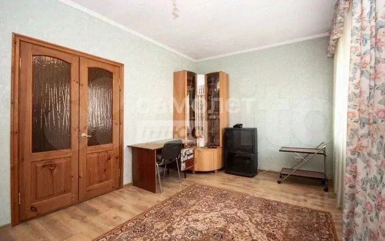 3-к кв. Тюменская область, Тюмень ул. Муравленко, 7 (75.4 м) - Фото 2