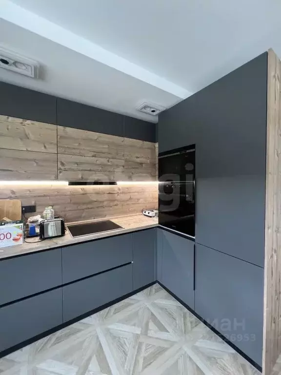 Дом в Сахалинская область, Южно-Сахалинск Рязанская ул., 2Г (198 м) - Фото 1