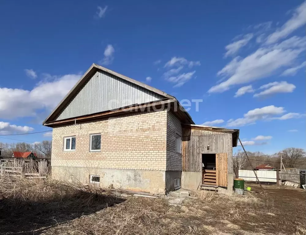 Дом в Алтайский край, Целинный район, с. Сухая Чемровка Зеленая ул., ... - Фото 1