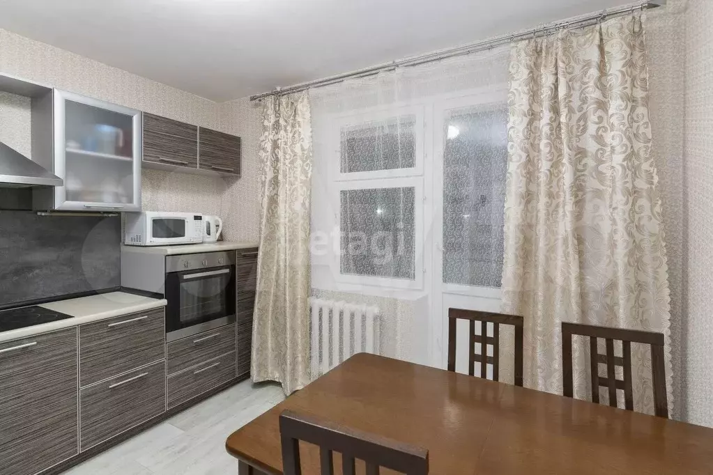 2-к. квартира, 64 м, 1/12 эт. - Фото 0