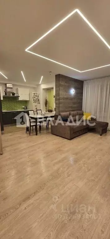 3-к кв. Санкт-Петербург пос. Парголово, Заречная ул., 37 (77.5 м) - Фото 0