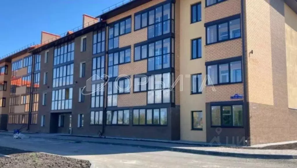 3-к кв. Тюменская область, Тюмень ул. Надира Сагдеева, 10 (59.9 м) - Фото 1